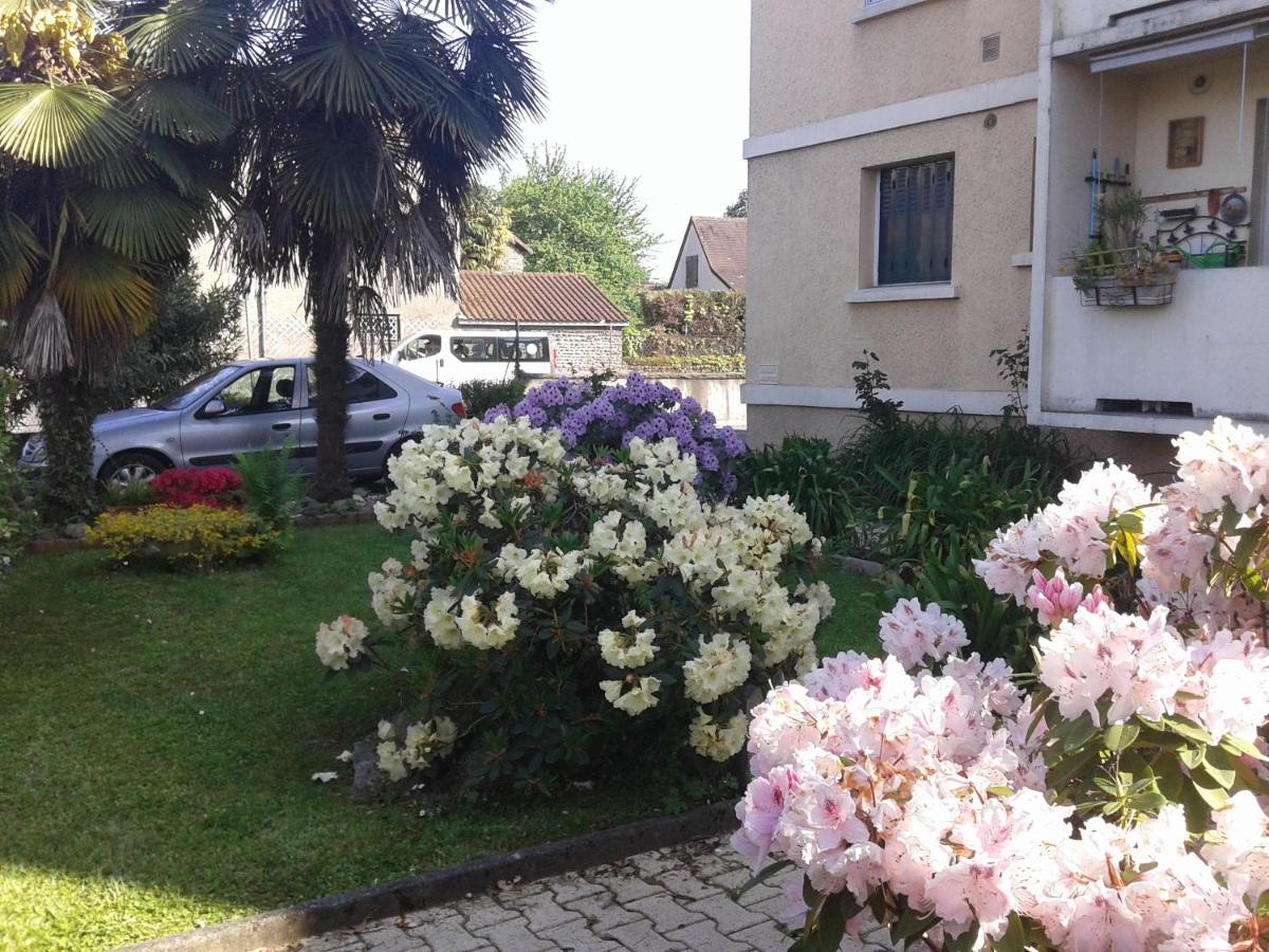 Les Floralies Bis Appartement Pau Buitenkant foto